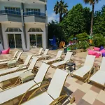Hotell Club Selen İçmeler