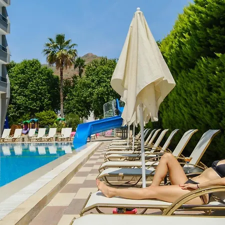 Hotel Club Selen İçmeler