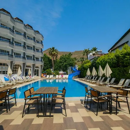 Club Selen Hotel 3*