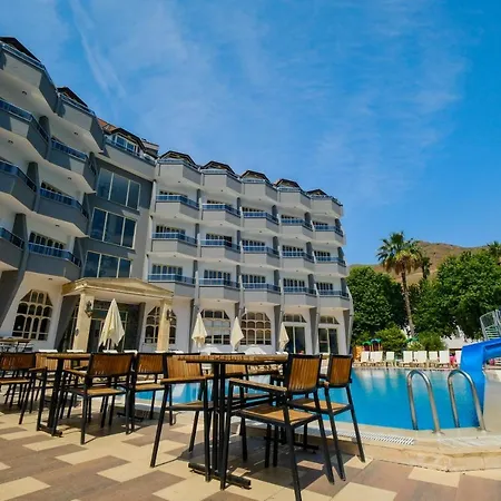 Club Selen Hotel 3*