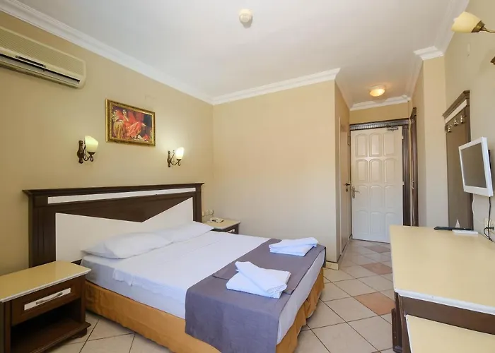 Otel Club Selen İçmeler