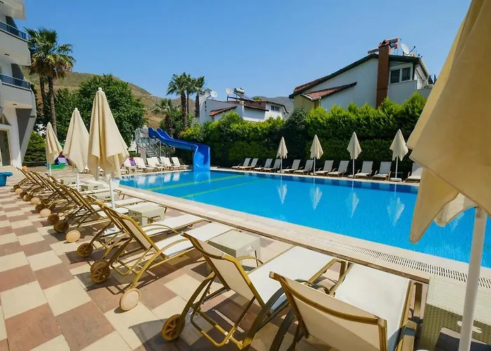 Club Selen 3* İçmeler