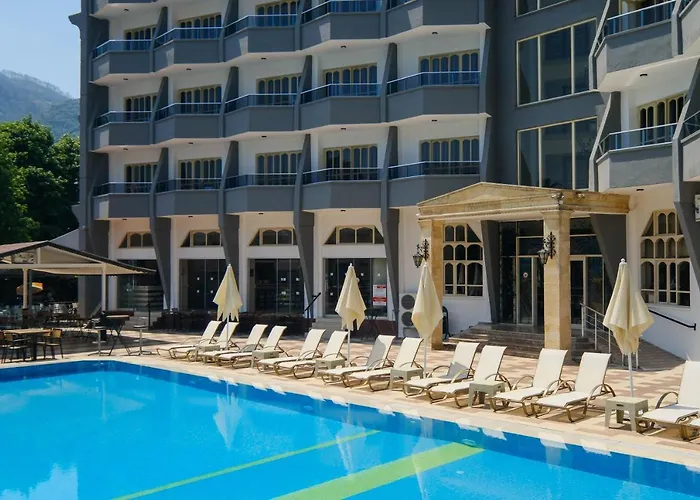 Club Selen 3* İçmeler