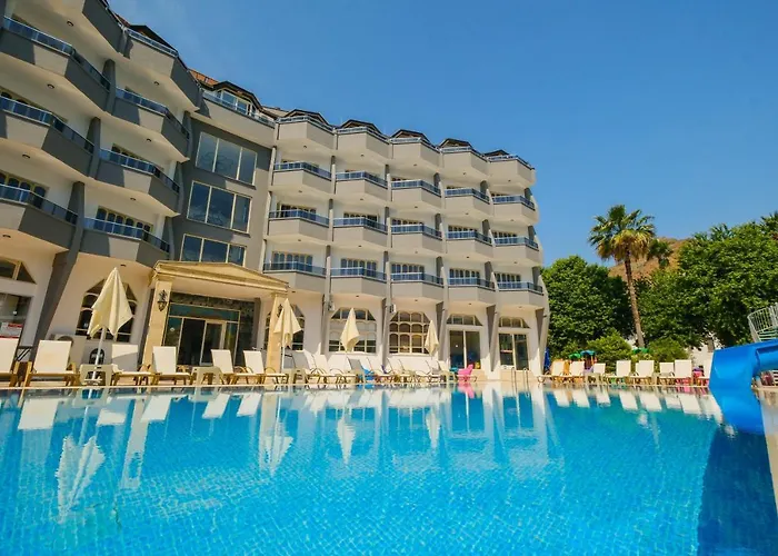 Club Selen Otel 3*